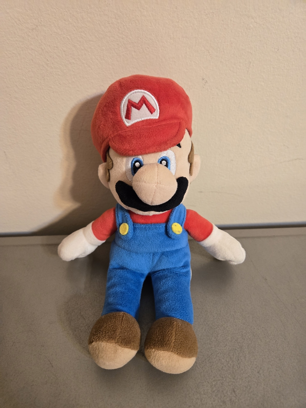 Official Nintendo Super Mario 9" Plush Stuffed Toy